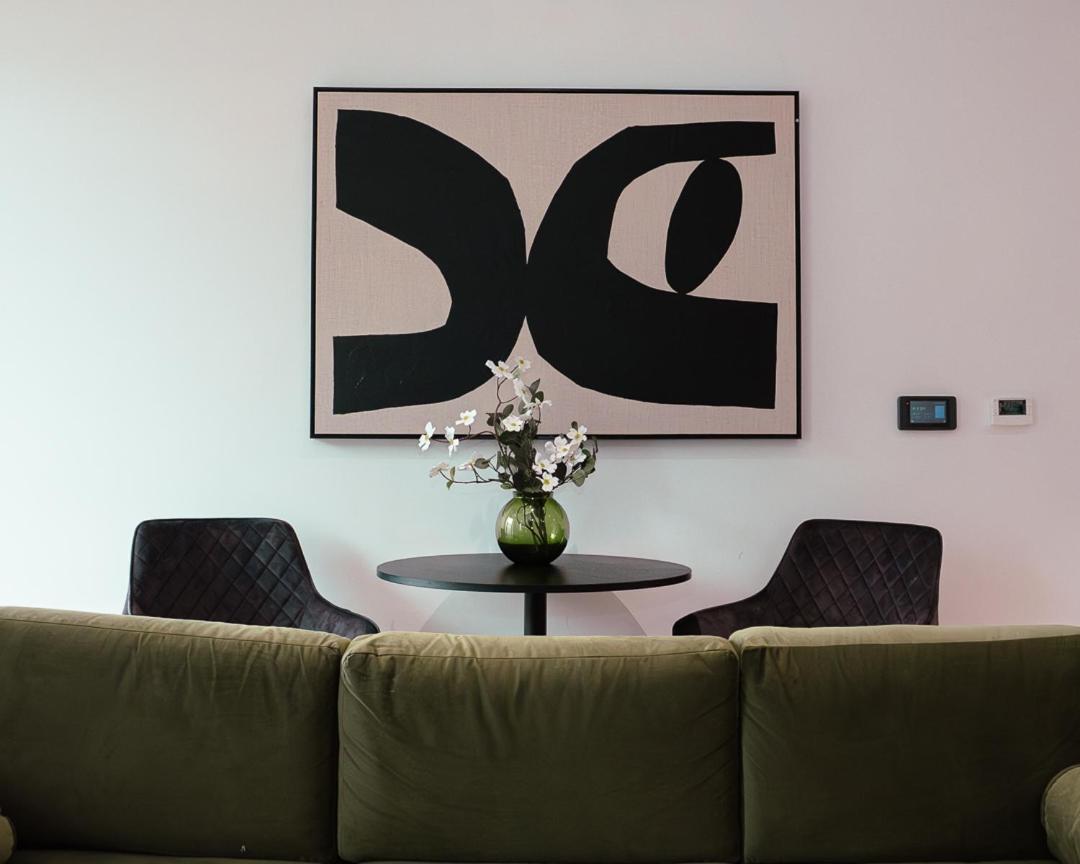 Charming 1Br Apartment In Лондон Экстерьер фото